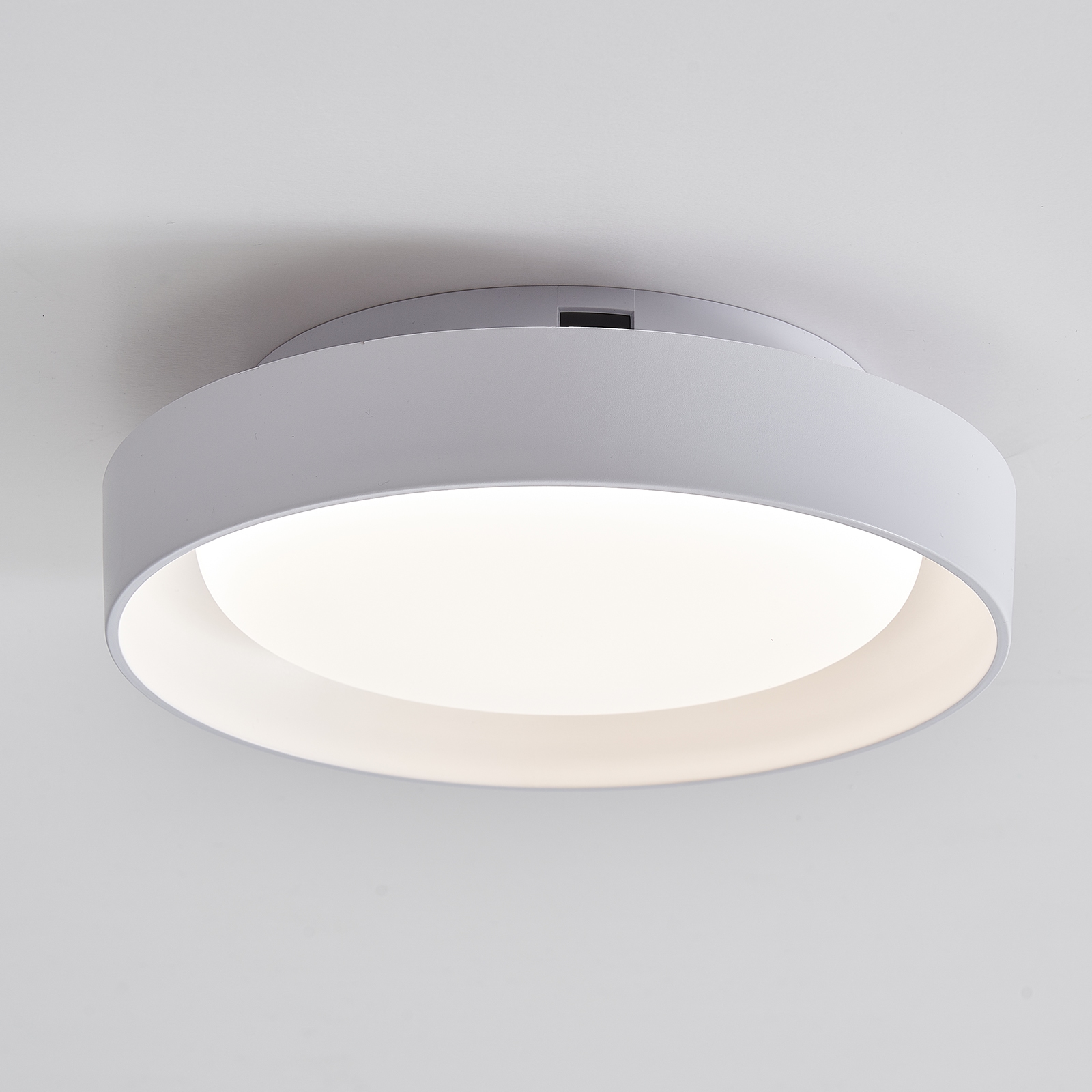 White LED Flush Mount Ceiling Light 4000K