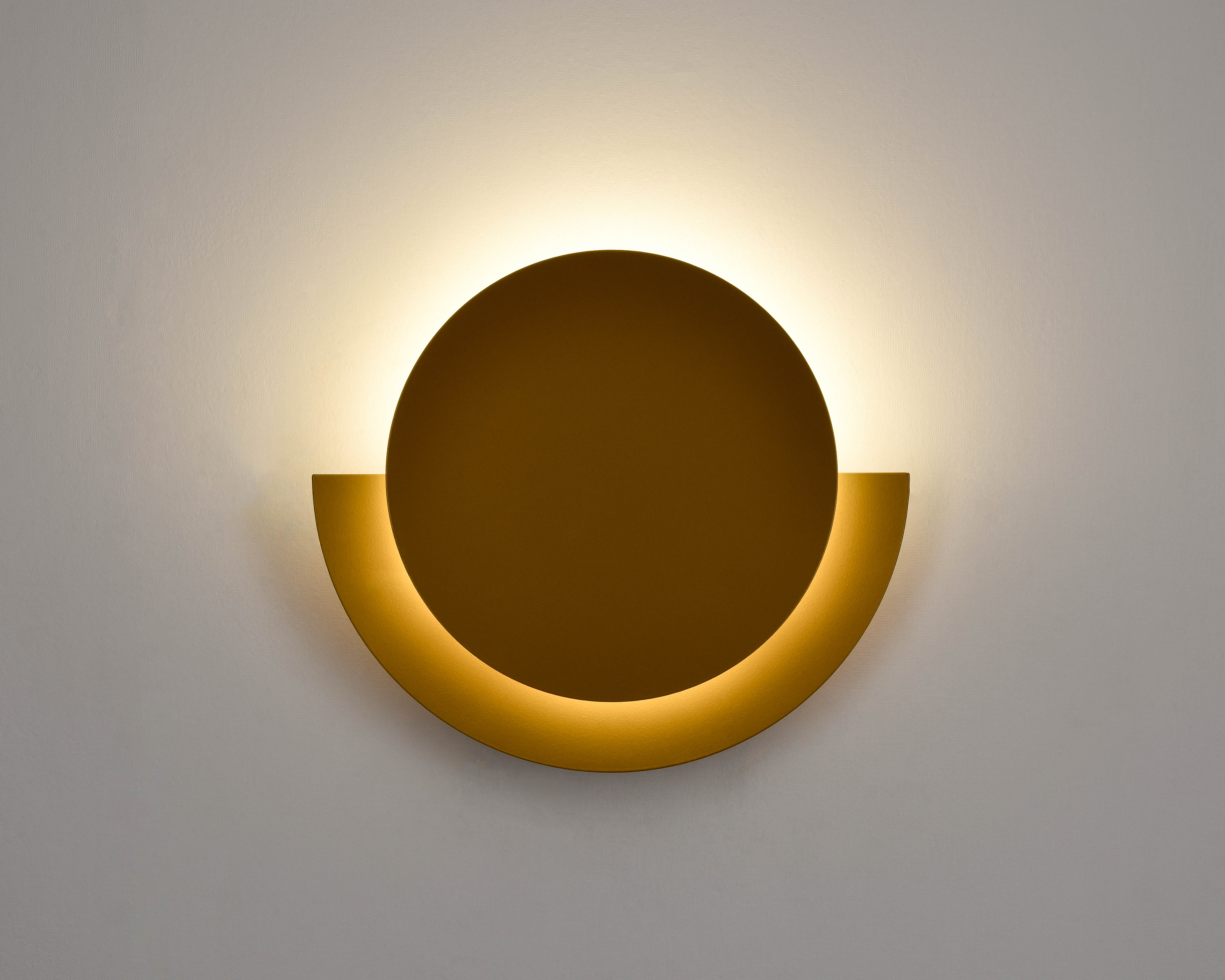 Gold Round Acrylic Wall Lamp Round LED Home Wall Sconce 14W-4000K