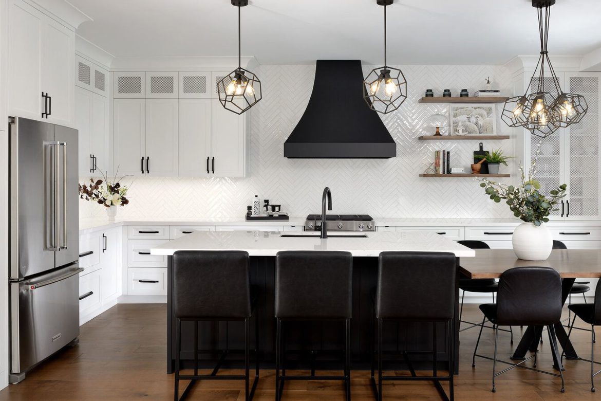 12 Beautiful Traditional Kitchen Light Fixtures For 2022 1170x780 